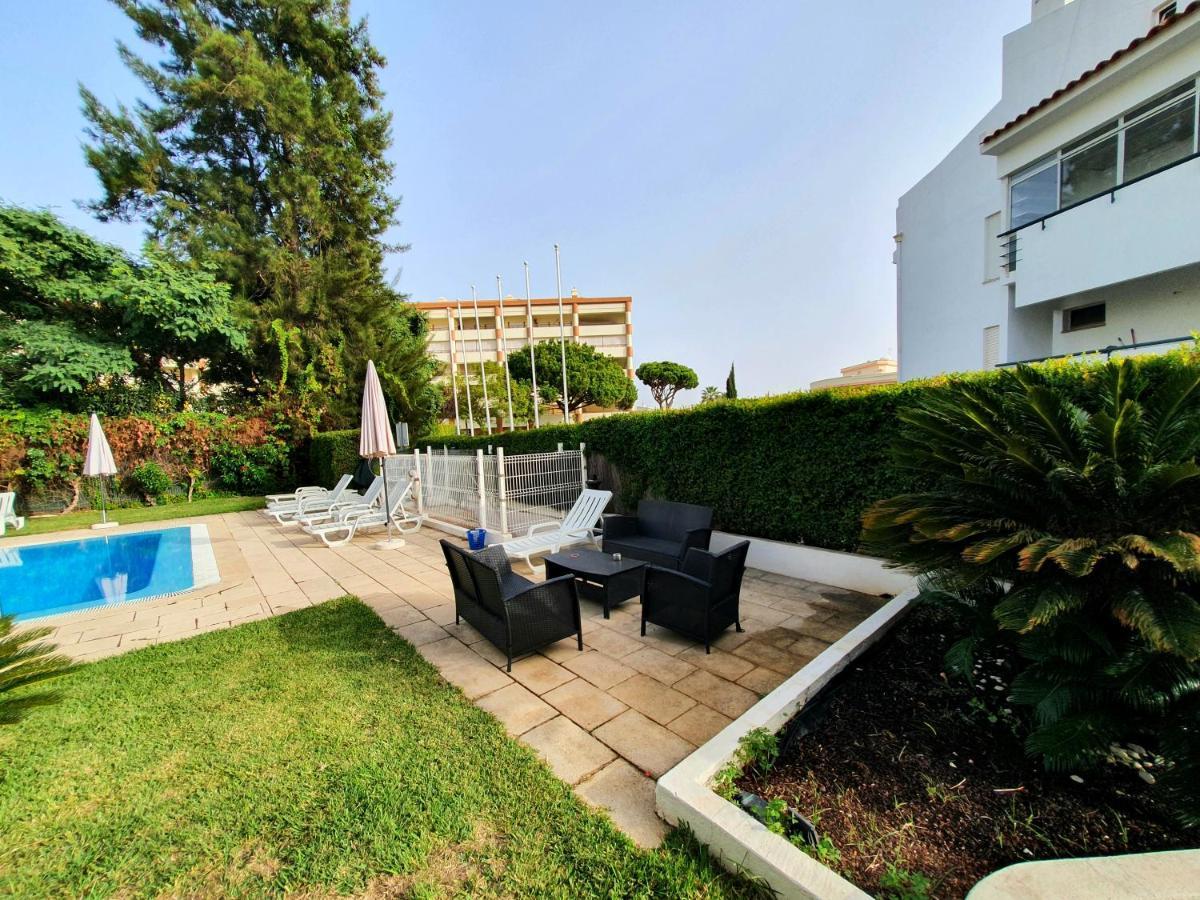 קווארטיירה Zarco - Cosy Apartment In Vilamoura With A Balcony With View To The 2 Swimming Pools - Near The Beach & The Marina מראה חיצוני תמונה