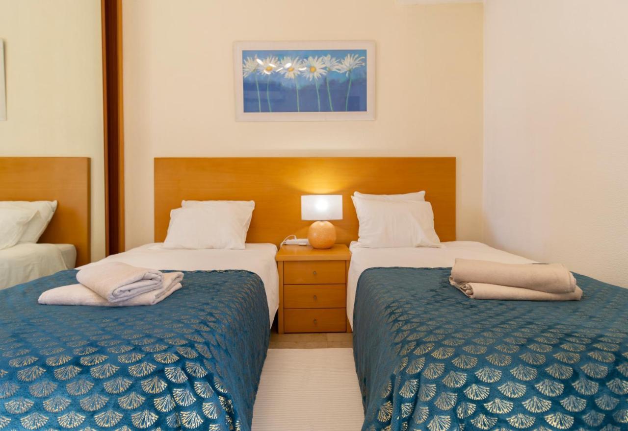קווארטיירה Zarco - Cosy Apartment In Vilamoura With A Balcony With View To The 2 Swimming Pools - Near The Beach & The Marina מראה חיצוני תמונה
