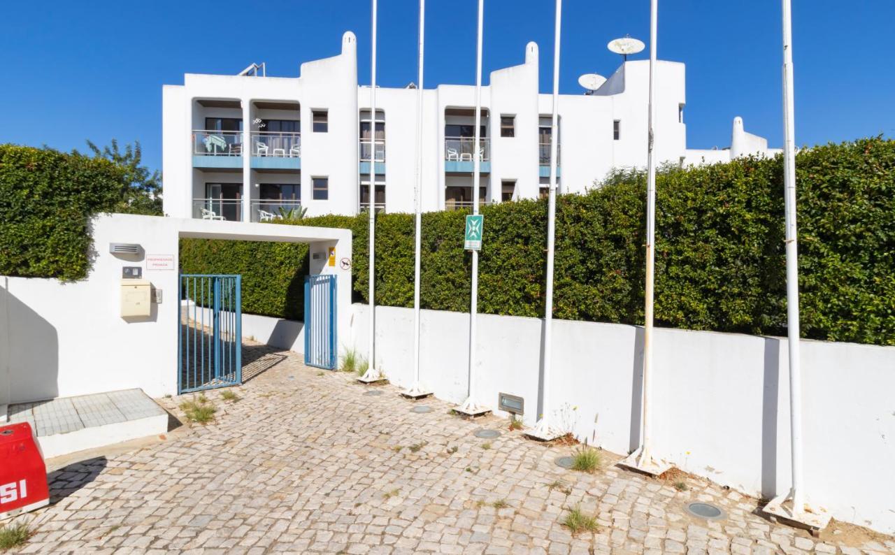 קווארטיירה Zarco - Cosy Apartment In Vilamoura With A Balcony With View To The 2 Swimming Pools - Near The Beach & The Marina מראה חיצוני תמונה