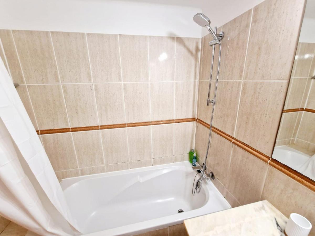 קווארטיירה Zarco - Cosy Apartment In Vilamoura With A Balcony With View To The 2 Swimming Pools - Near The Beach & The Marina מראה חיצוני תמונה