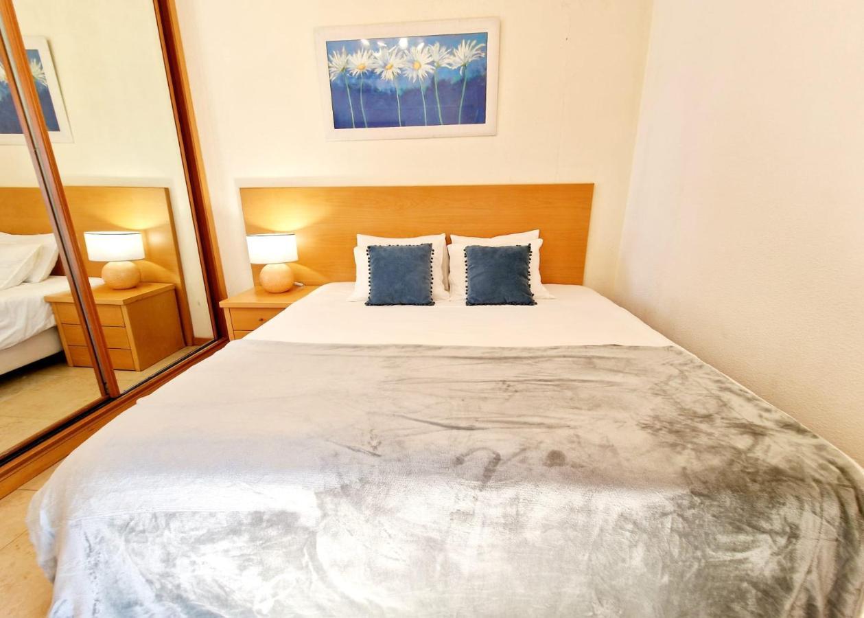 קווארטיירה Zarco - Cosy Apartment In Vilamoura With A Balcony With View To The 2 Swimming Pools - Near The Beach & The Marina מראה חיצוני תמונה